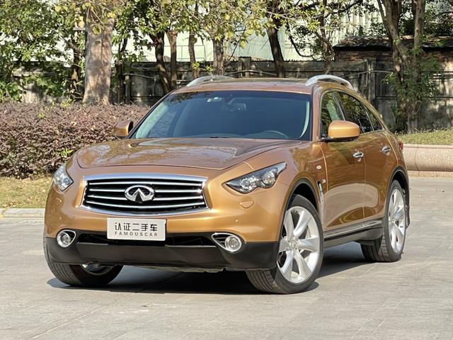 Infiniti QX70