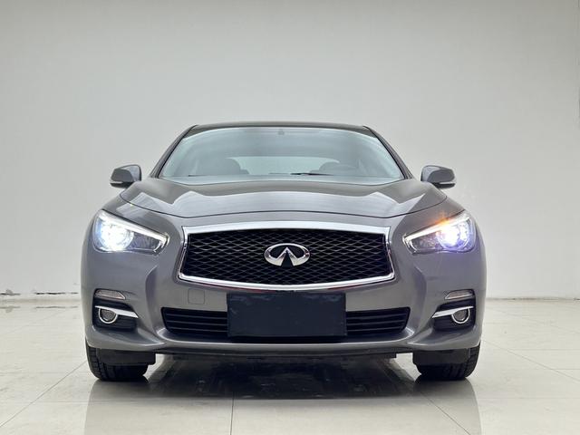 Infiniti Q50L