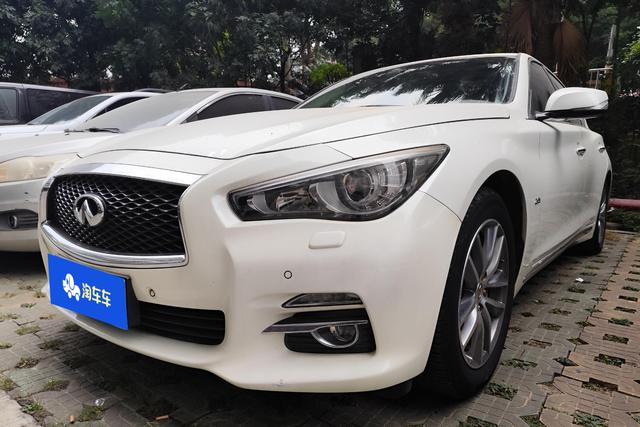 Infiniti Q50L