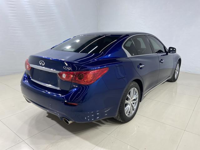 Infiniti Q50L