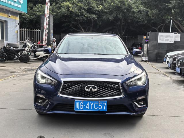 Infiniti Q50L