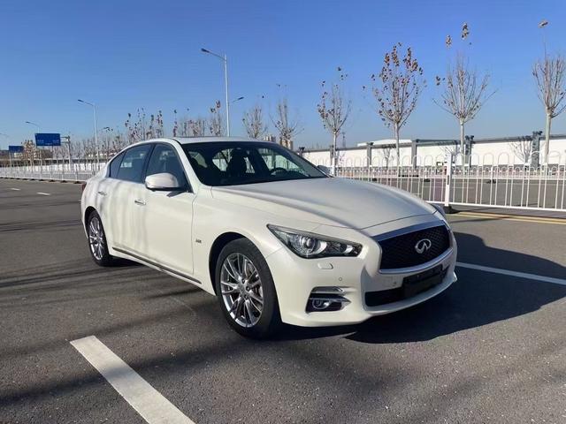 Infiniti Q50L