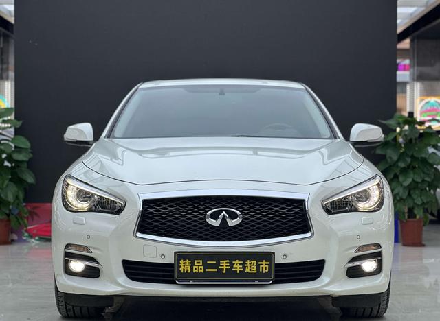 Infiniti Q50L