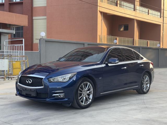 Infiniti Q50L