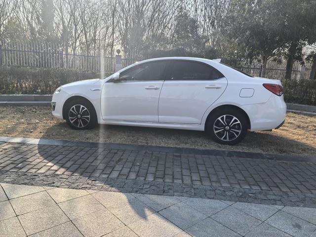 Roewe e550