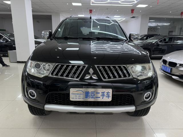 Mitsubishi Pajero Jinchang (imported)