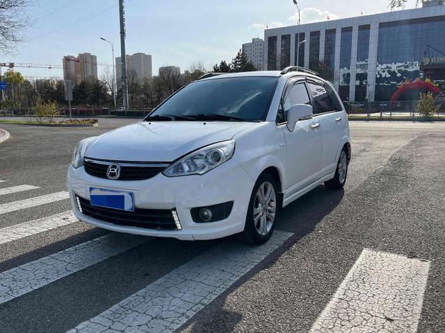 Suzuki Liana