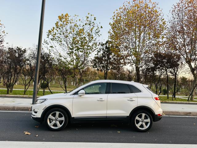 Lincoln MKC