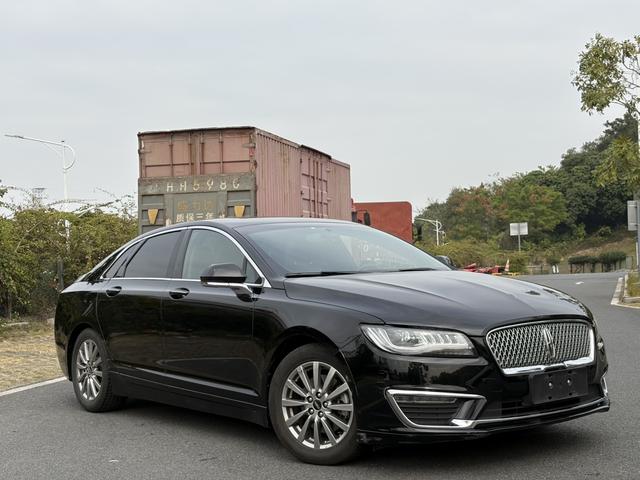 Lincoln MKZ