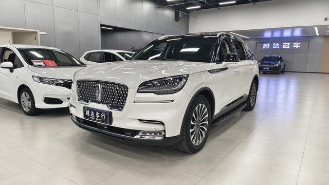 Lincoln Aviator