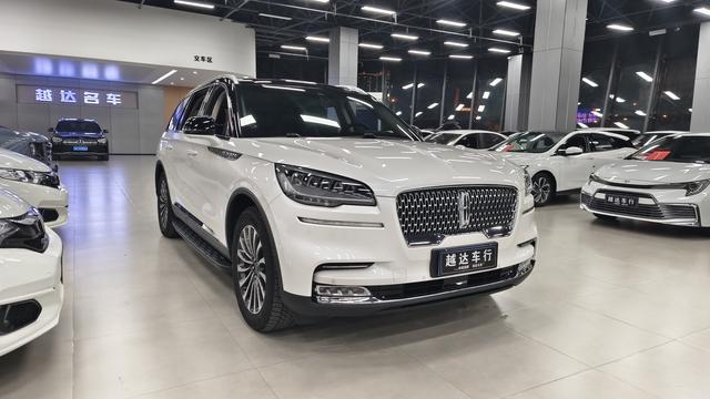 Lincoln Aviator