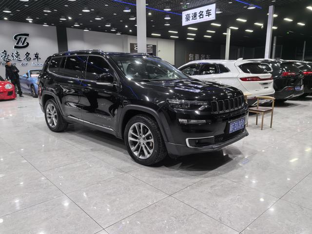 Jeep Commander