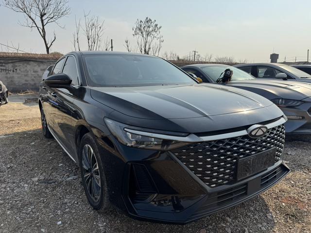 Chery Fengyun A8