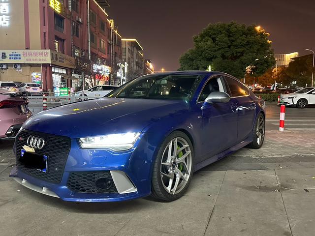 Audi S7