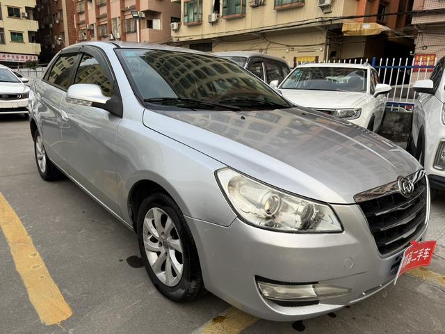 Dongfeng Fengshen S30