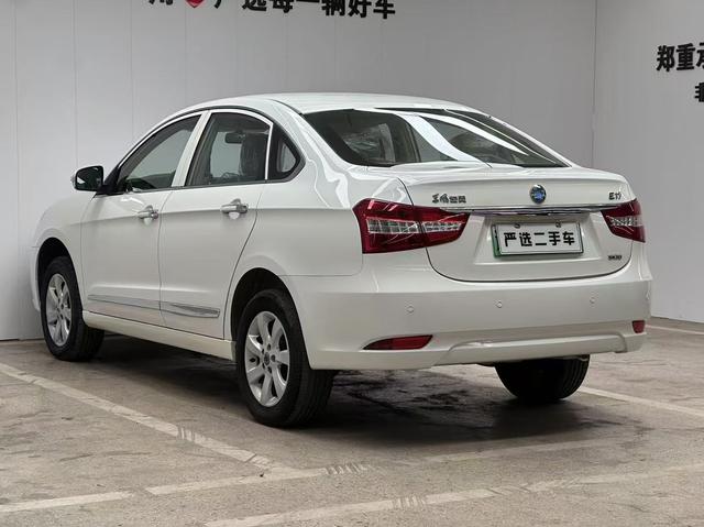 Dongfeng Junfeng E17