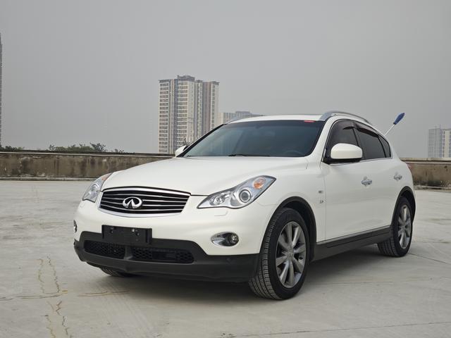 Infiniti QX50 (imported)