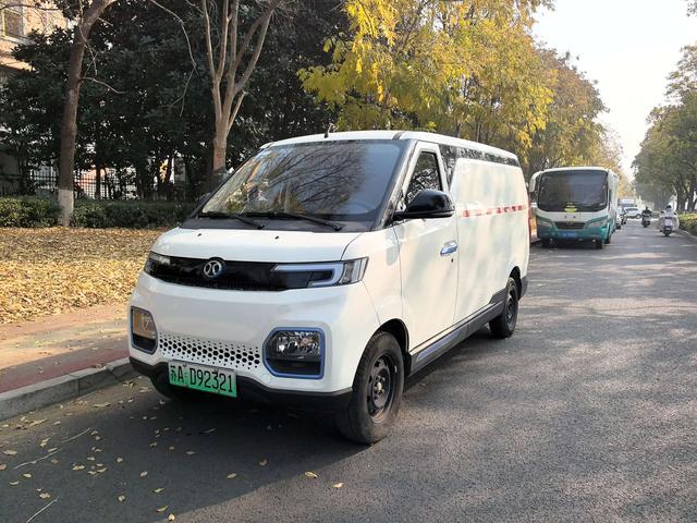 BAIC EV5