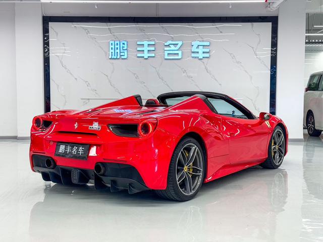 Ferrari 488