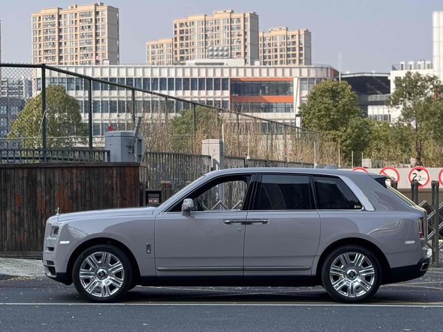 Rolls Royce Cullinan