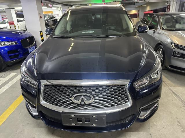 Infiniti QX60 (imported)