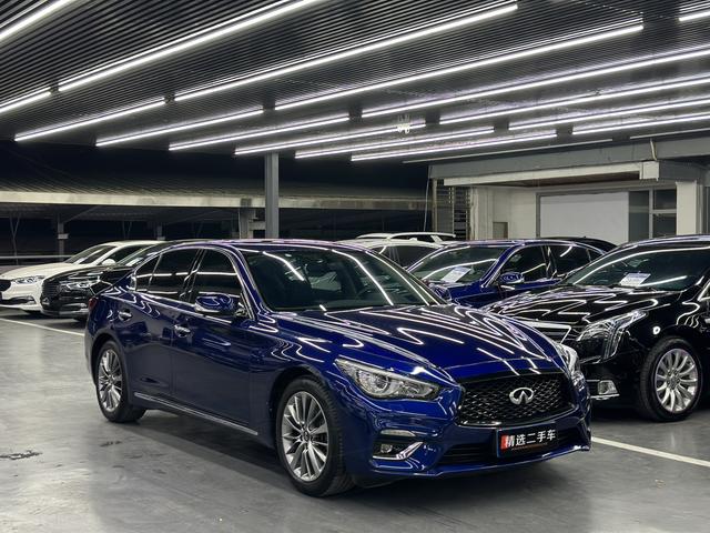 Infiniti Q50L