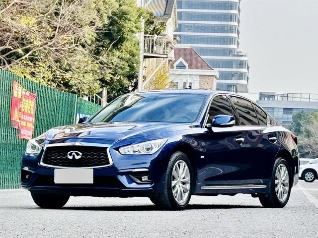 Infiniti Q50L