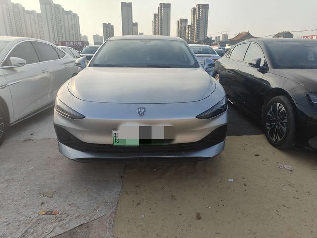 Roewe D7 DMH