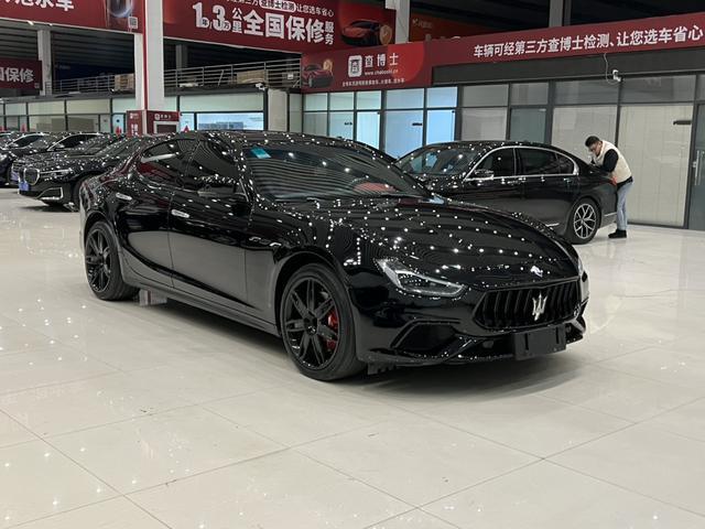 Maserati Ghibli