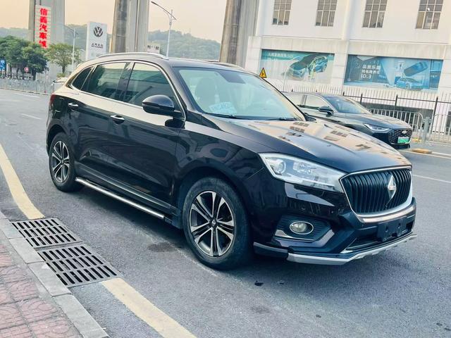 Borgward BX7