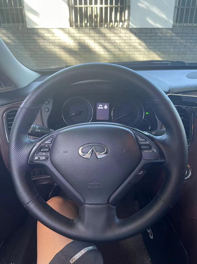 Infiniti EX