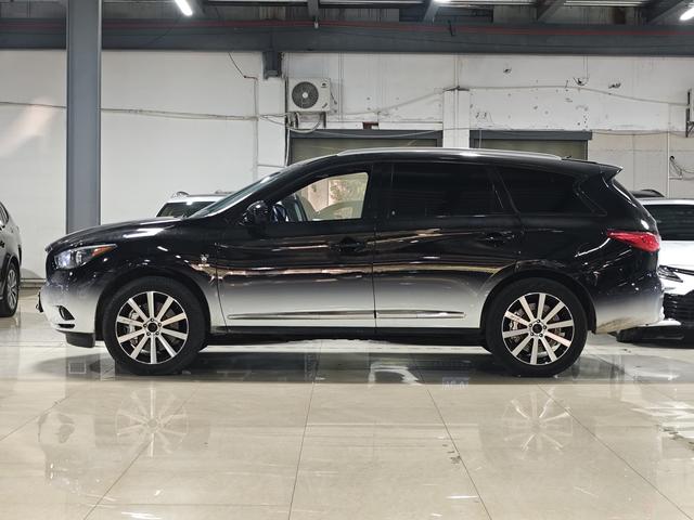 Infiniti QX60 (imported)