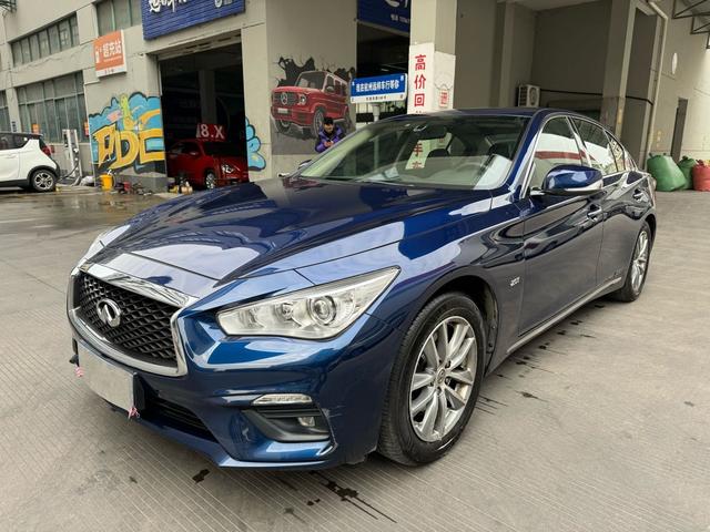 Infiniti Q50L