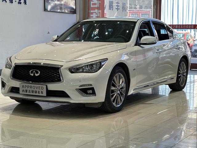 Infiniti Q50L