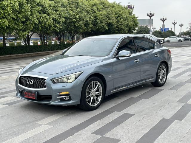 Infiniti Q50L