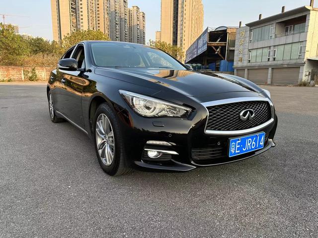 Infiniti Q50L