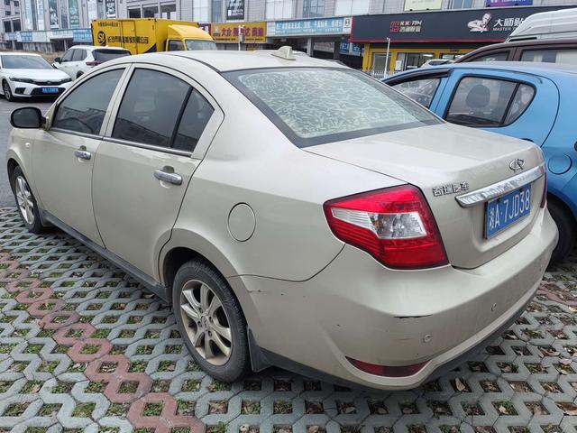 Chery E5