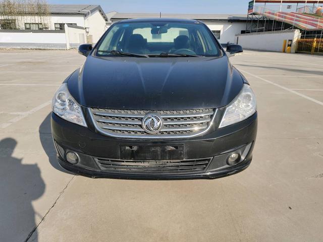 Dongfeng Fengshen S30