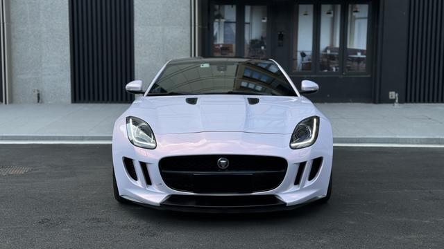 Jaguar F-TYPE