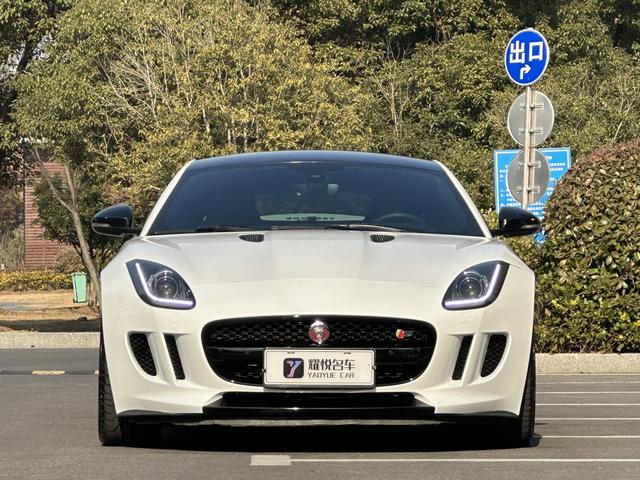 Jaguar F-TYPE