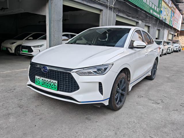 BYD e3