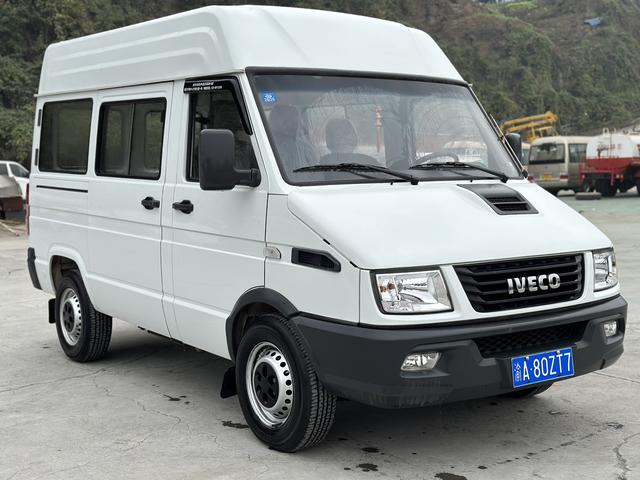 Iveco proud