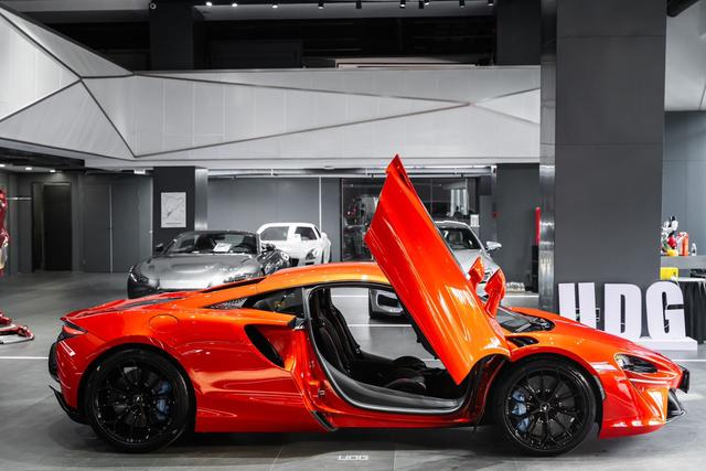 McLaren Artura