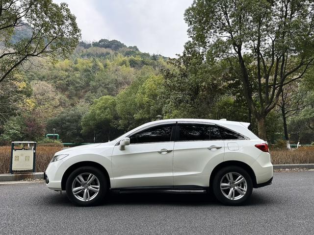 Acura RDX (imported)