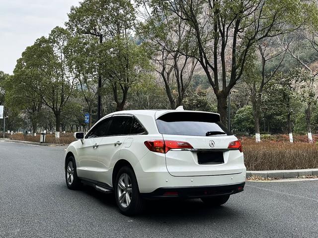 Acura RDX (imported)