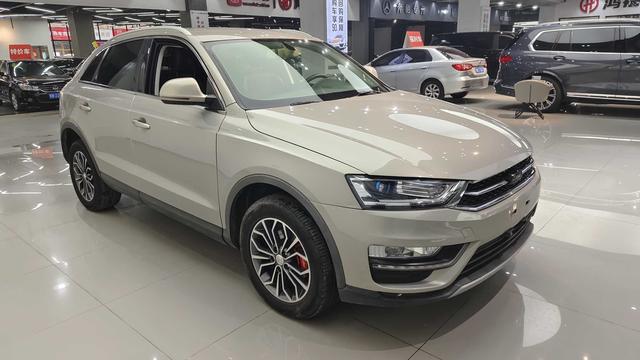 Zotye SR7