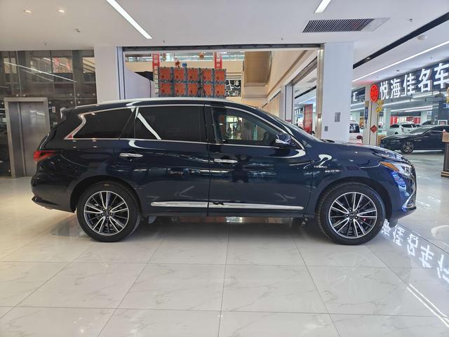 Infiniti QX60 (imported)