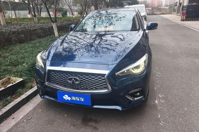 Infiniti Q50L