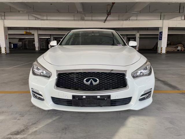 Infiniti Q50L