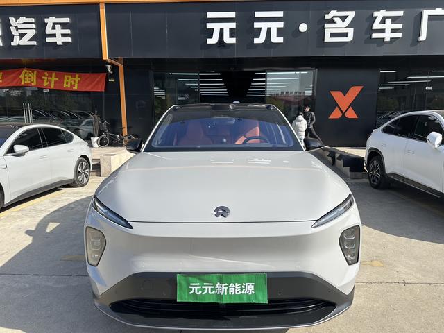 NIO EC7